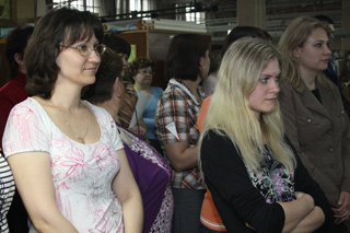 Глава города поздравил с профессиональным праздником работников Тверской швейной фабрики